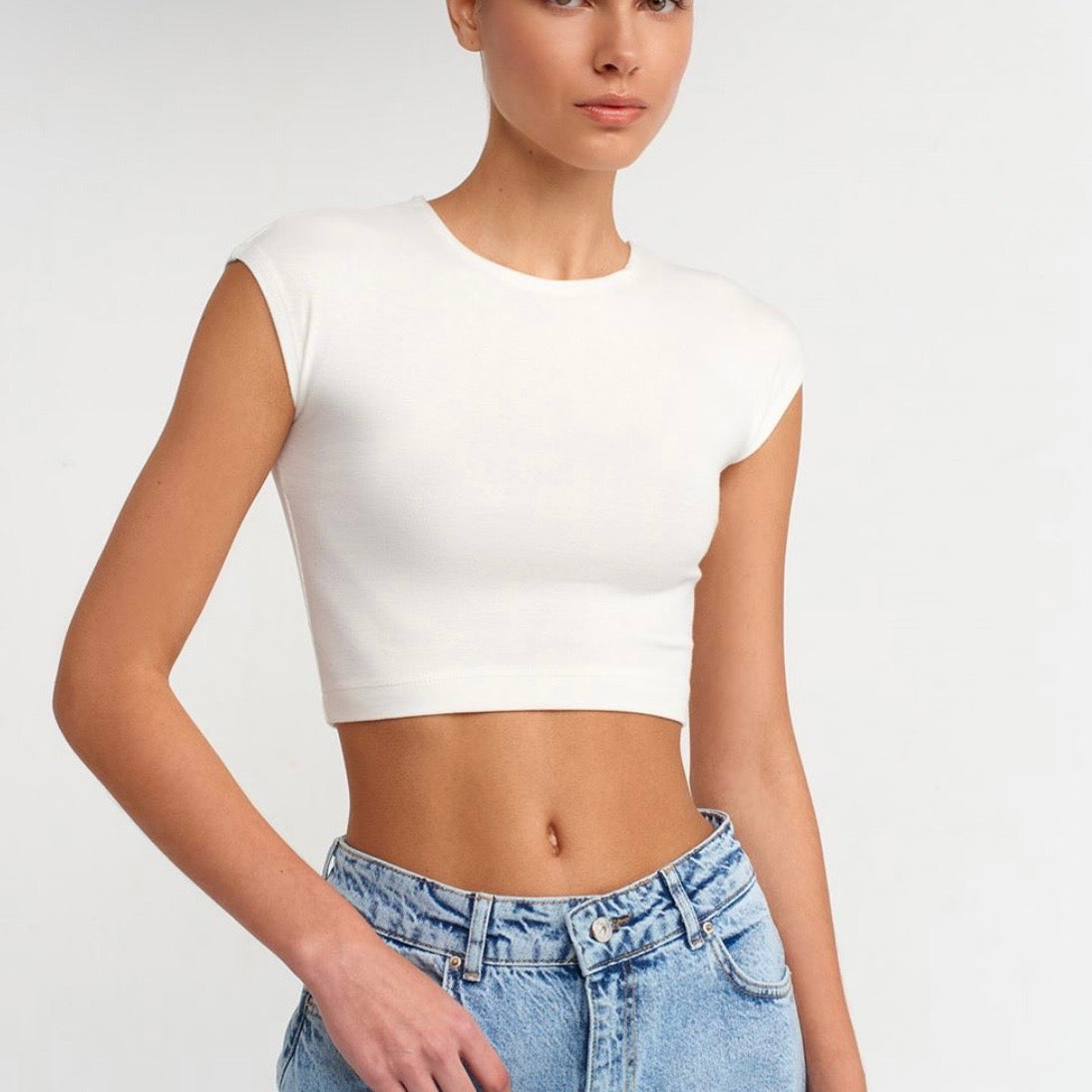 White Basic Crop Top
