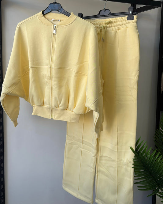 Yellow Set