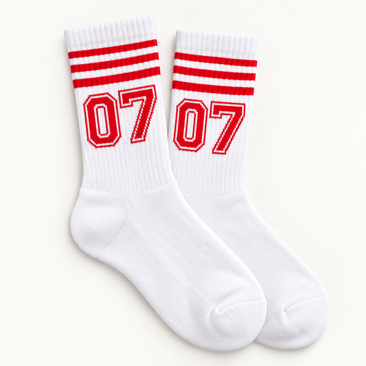 07 Socks