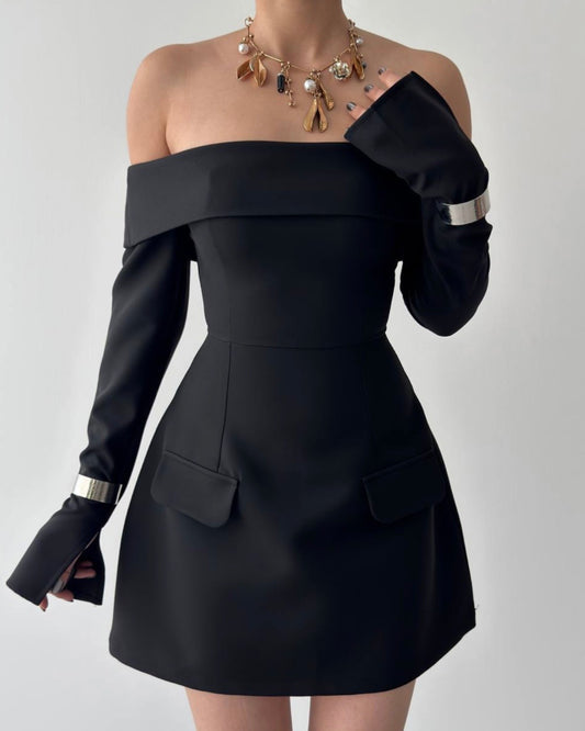 Off-Shoulders Black Dress