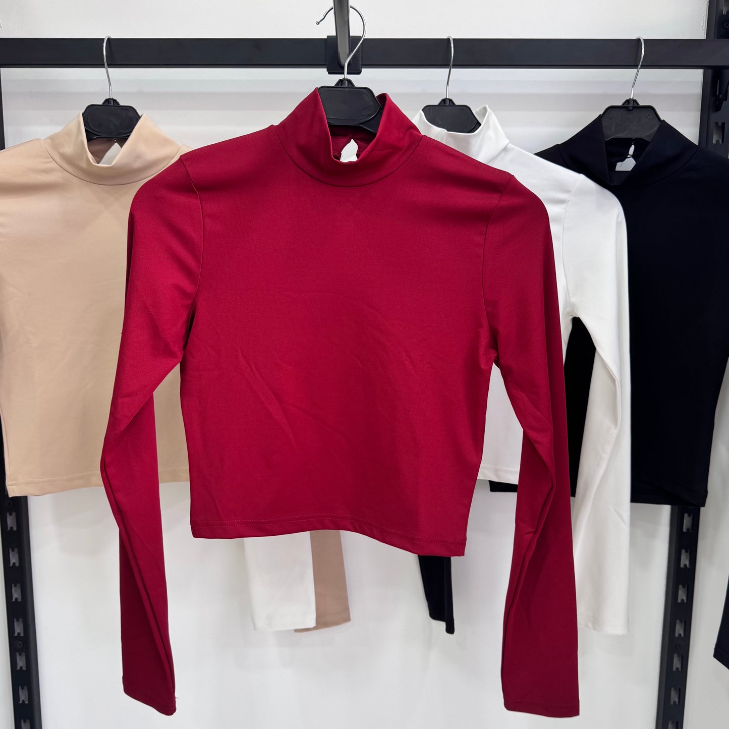 Cropped Turtleneck Tops