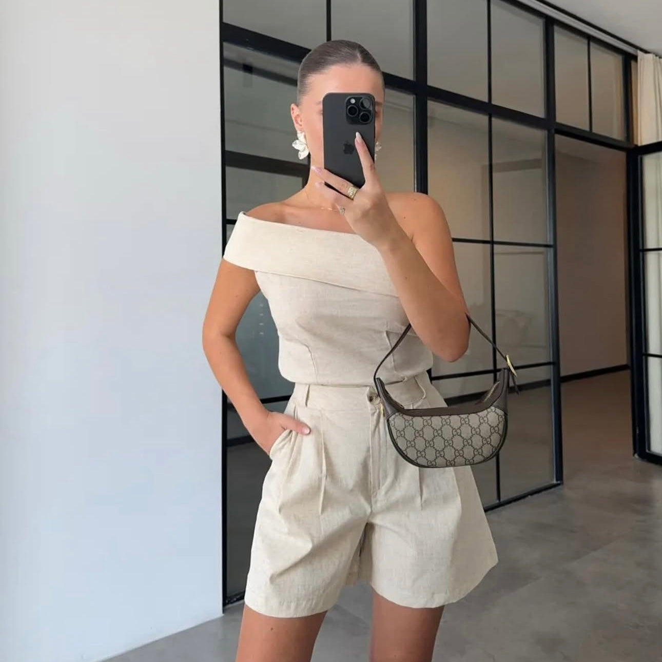 Off-Shoulders Beige Set