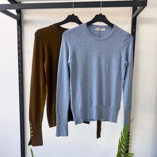 Sleeve buttons Top