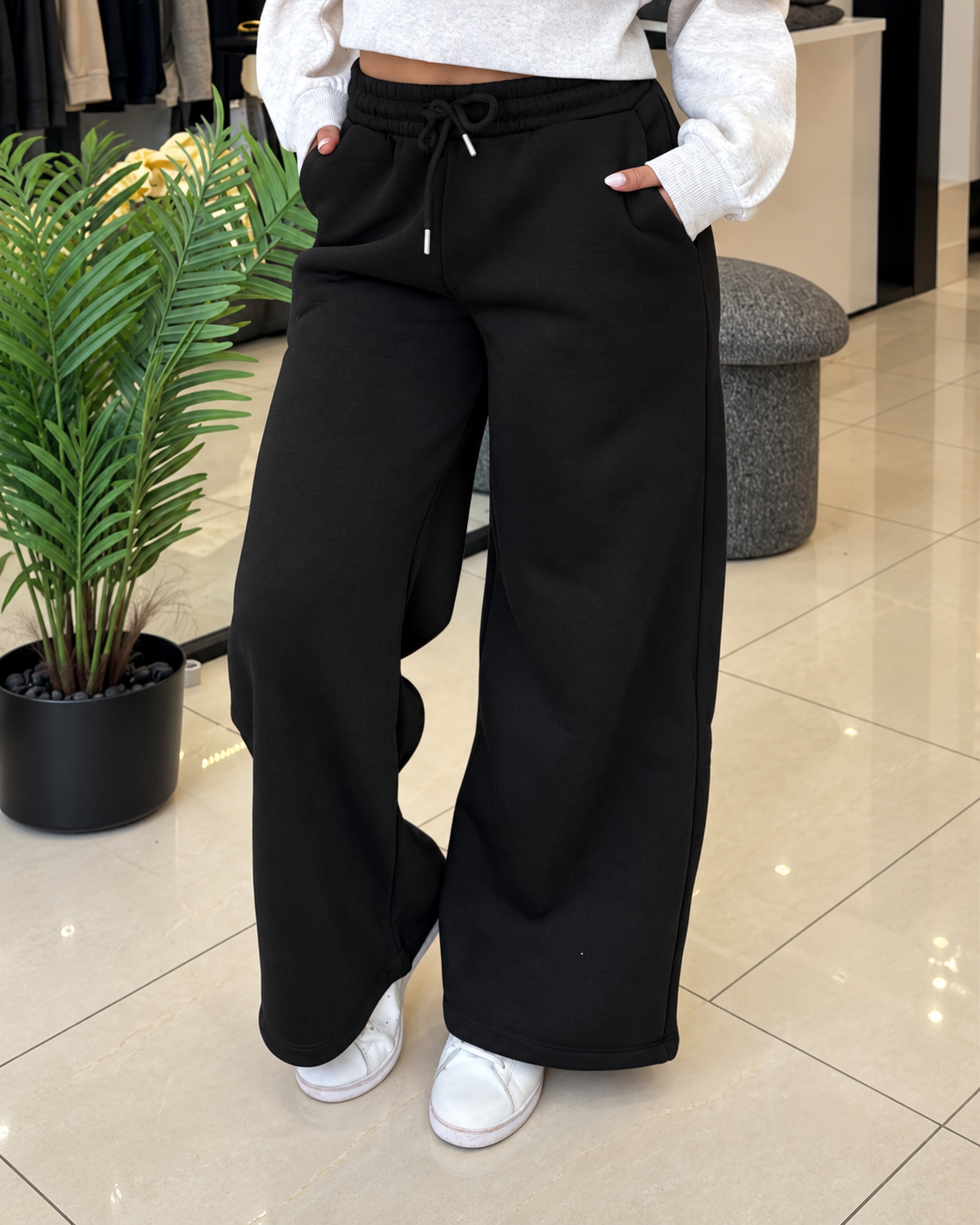 Black Fleece Sweatpants